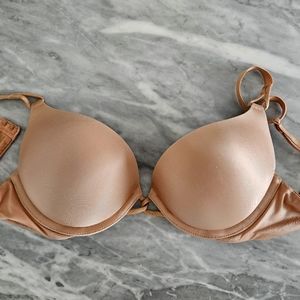 Victoria's Secrets Miraculous Plunge Bra